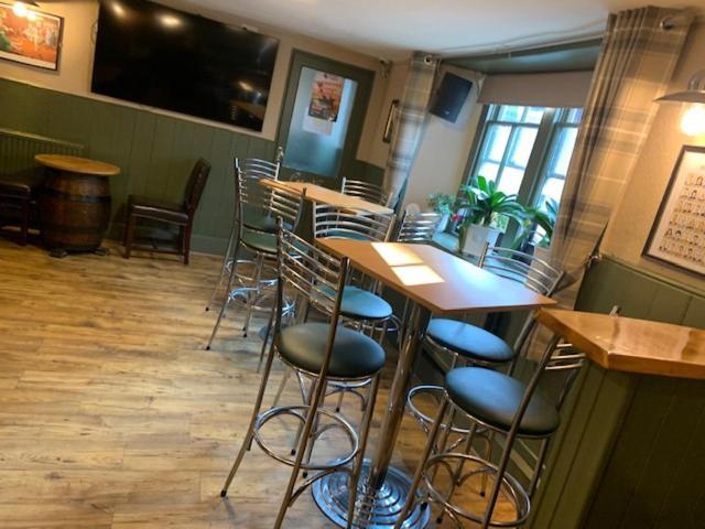 The Crown In Bed & Breakfast Fordingbridge Bagian luar foto